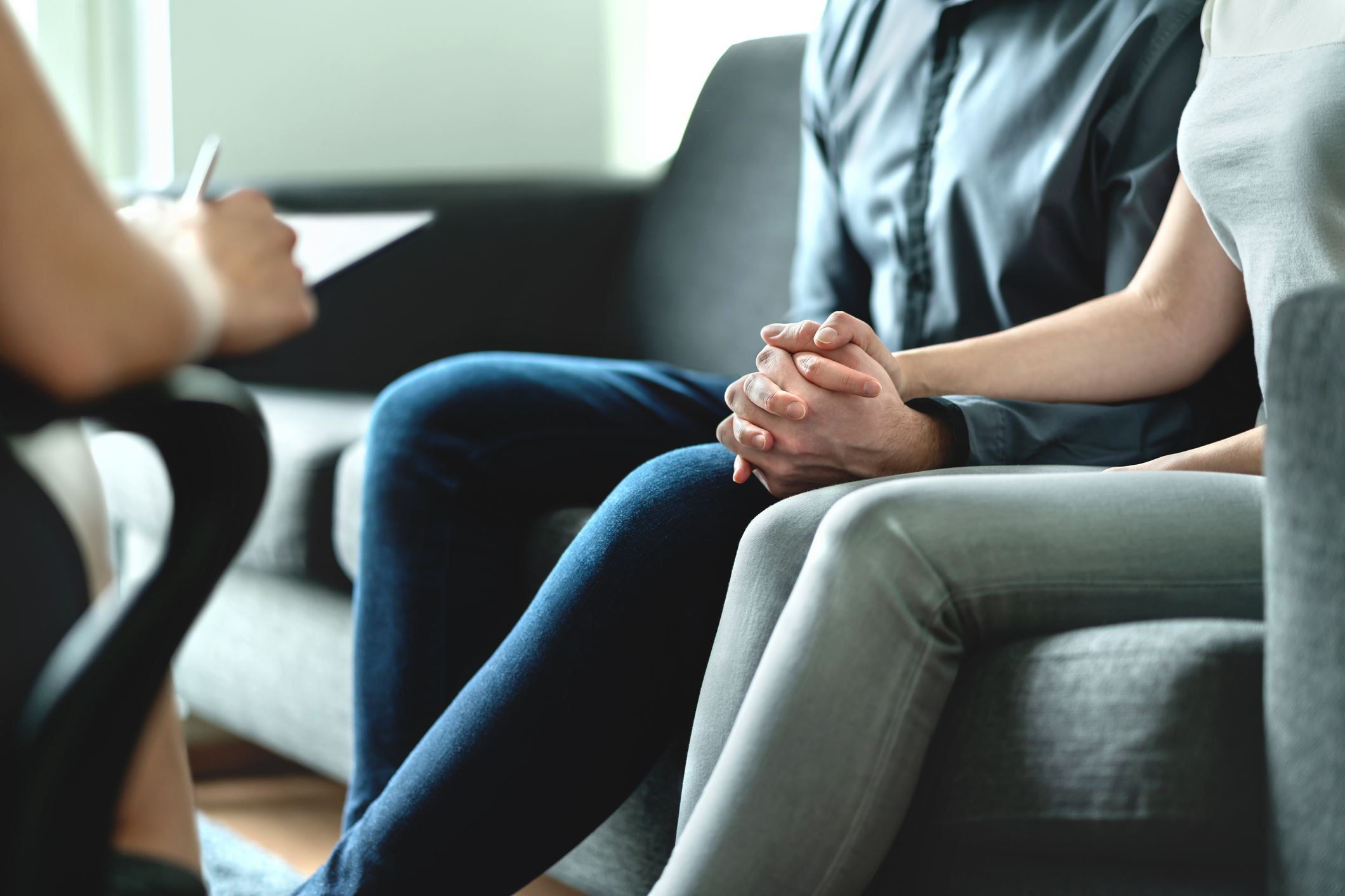 Proving The Authenticity of an Immigration Marriage – Why You Should Have an Immigration Lawyer with You During a Stokes Interview…